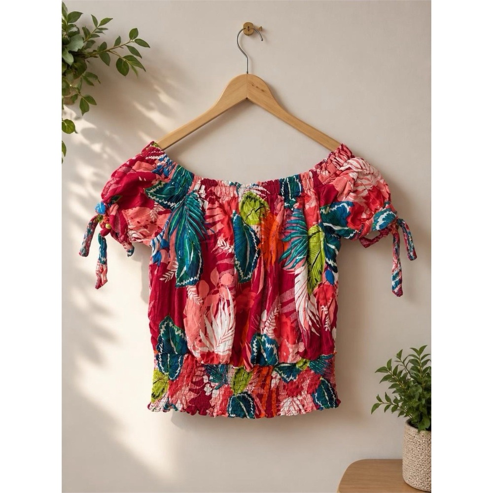 Express Floral / Hawaiian Top -Size L